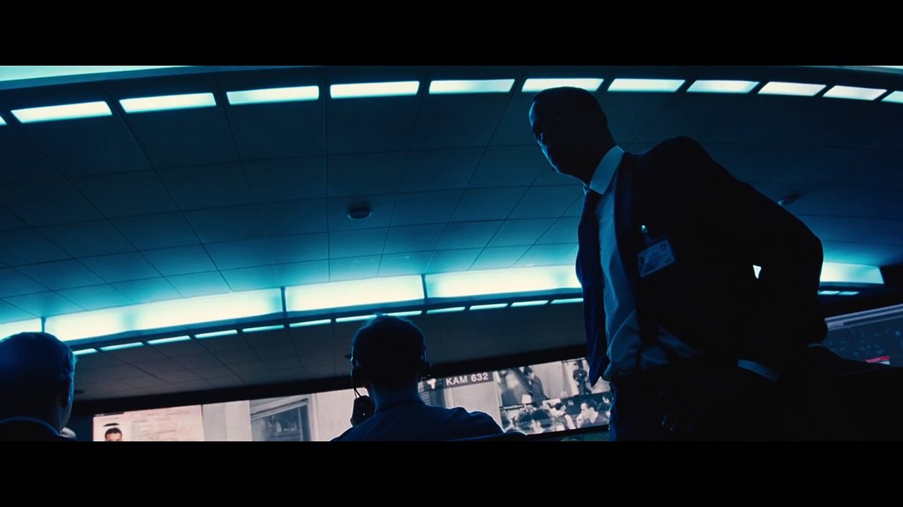Jason Bourne - Movie Clip: Heather Calls Bourne