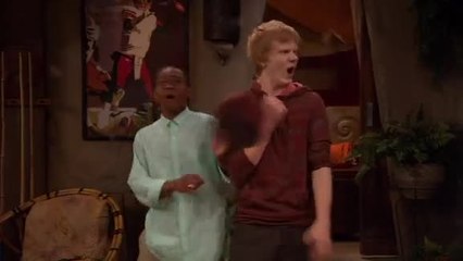 Pair of Kings - S3 E16 - Thumb & Thumber