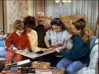 Major Dad S4e4 A Catered Affair