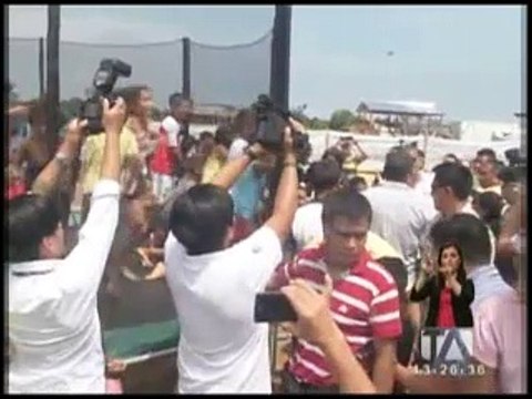 Rafael Correa llegó hasta Muisne