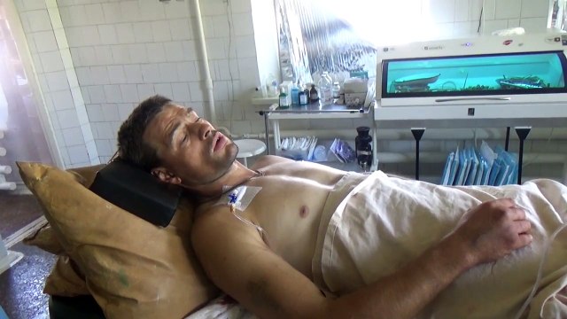 Силы АТО захватили двух диверсантов ЛНР , один из них оказался гражданином России