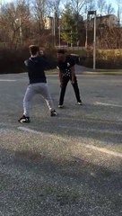 Bagarre  un boxeur contre un mec de rue