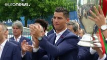 La selección de Portugal regresa a casa con su primera Eurocopa