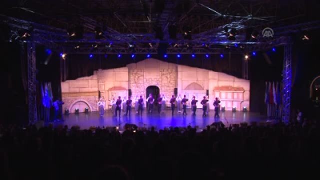 Uluslararası Bursa Altın Karagöz Halk Dansları Yarışması