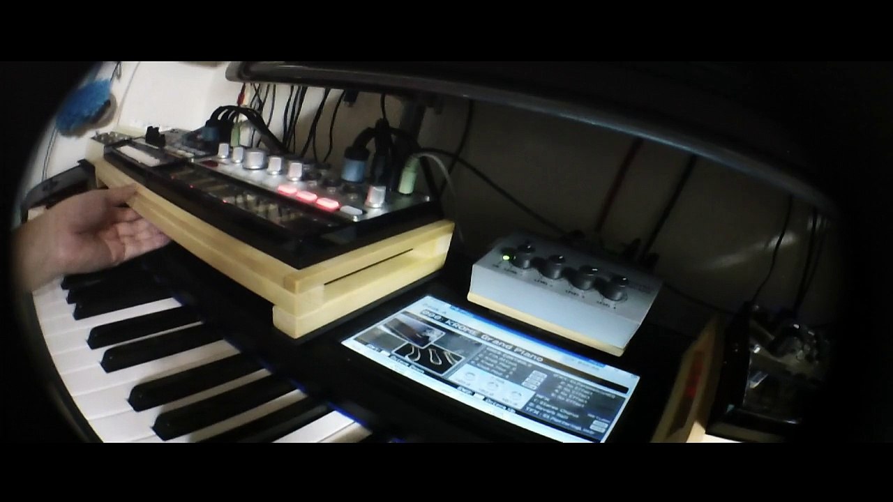 Volca on the Krome : KORG Volca/Krome/minilogue/MS-20mini/SQ1