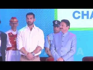 John Abraham & Tara Sharma At Charity Awards Night | CinePakoda