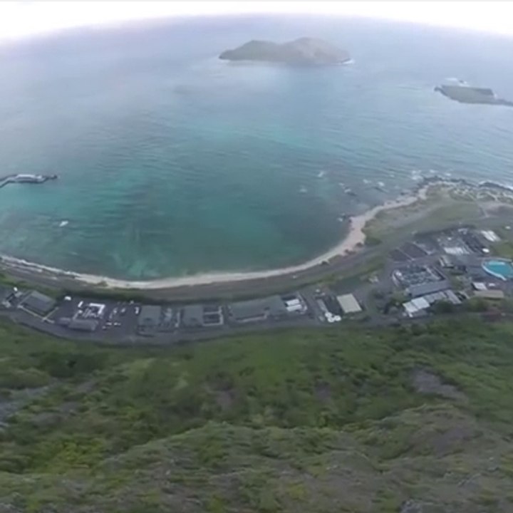 Un atterrissage impressionnant en parachute !