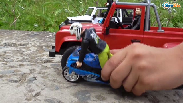 BRUDER Полицейская Машина. Игорек собирает конструктор – Полицейский Мотоцикл. ПОЛИЦЕЙСКАЯ ПОГОНЯ