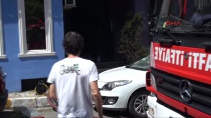 Cihangir'de Ünlü Oyuncunun Evinde Yangın