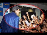 Hrithik  Roshan mobbed by Fans