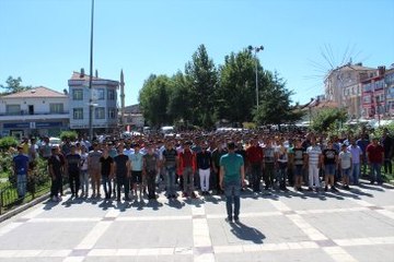 Konya'da Suriyelilerle Kavgada Ölen Gencin Ailesi: Artık Burada Oturamazlar