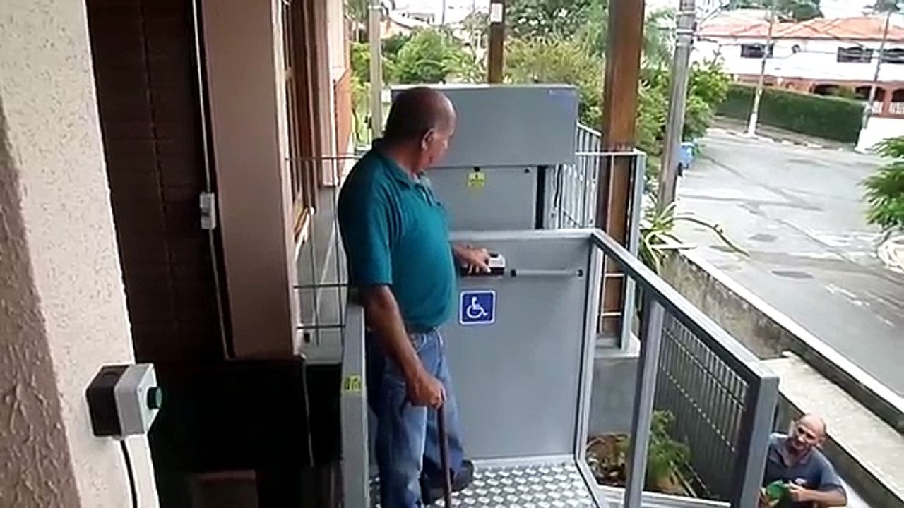 Elevadores e Plataformas Elevatórias Residenciais