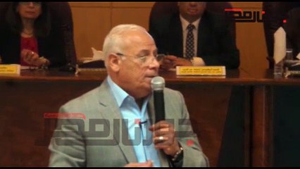 محافظ بورسعيد يطالب مسئولي شركة حفر حقل ظهر انشاء قري حديثة متكاملة