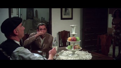 Tráiler película "¡Bruja, más que bruja!", escrita y dirigida por Fernando Fernán Gómez