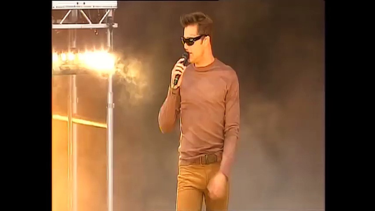 Ricky Martin - Livin La Vida Loca