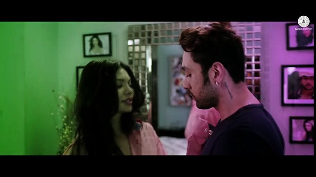 Ka Dekhun - Ishq Click - Sara Loren, Adhyayan Suman & Sanskriti Jain - Ajay Jaiswal & Anamika Singh