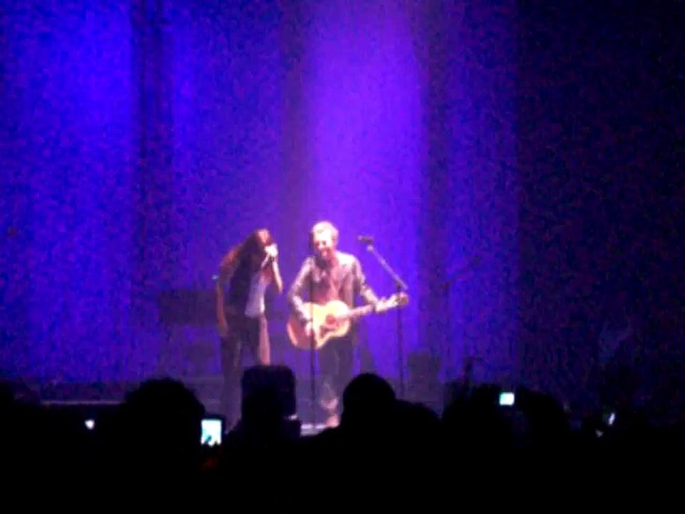 Zazie - A ma place (en duo avec Axel Bauer) (Live à Paris)