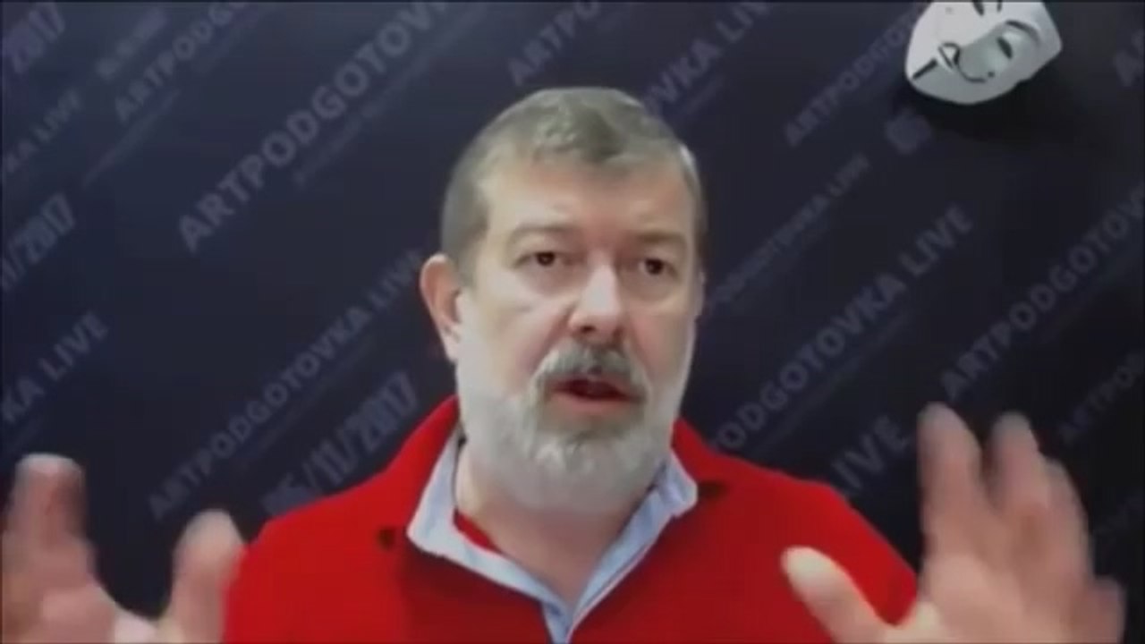 Маленький доволен!