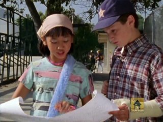 100 Deeds For Eddie McDowd - Season 1 - Episode 3 - Dog Day Out