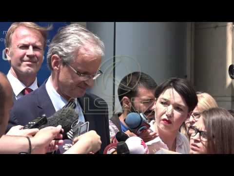 Danielson ne Shkup për të “dëgjuar” liderët, falja të tërhiqet urgjentisht