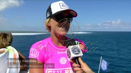 E mbijetuara nga sulmi i peshkaqenit, sërfistja më e mirë në botë