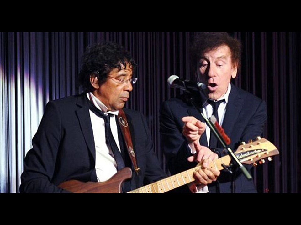 Derrière les mots - Alain Souchon-Laurent Voulzy