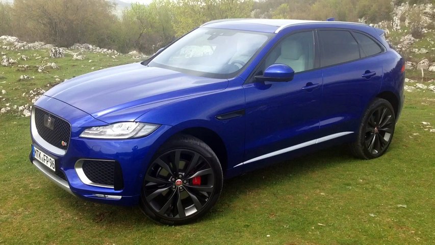 Jaguar F Pace