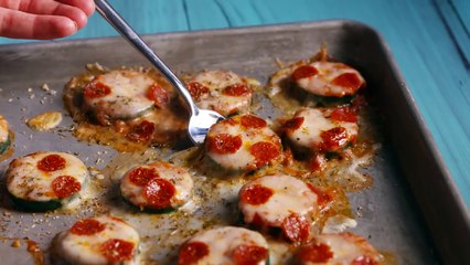 Quand Il Met De La Sauce Tomate Sur Les Courgettes ... Le Résultat est surprenant