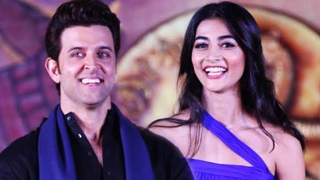 Hrithik Roshan PRAISES Co Star Pooja Hegde For Mohenjo Daro