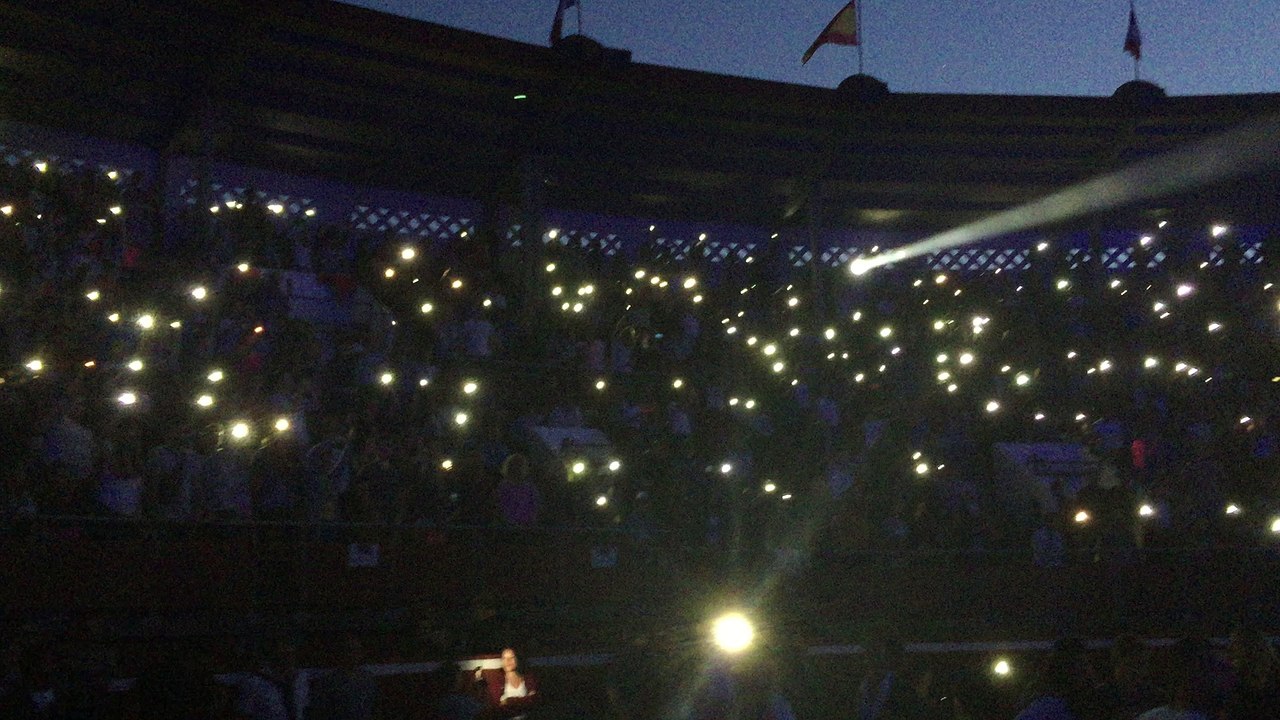 Au concert de Black M à Mont-de-Marsan, Lefa illumine les arènes