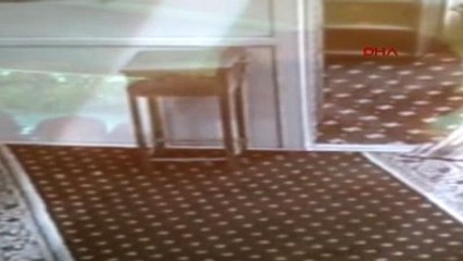 60 Yaşlarındaki Hırsız Camiden Yardım Kutusunu Çaldı