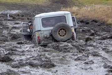 funny style Arabian jeep driving
