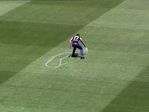 Gökhan Gönül Beşiktaş Vodafone Arena imza atma anı görüntüleri - 13 Temmuz 2016
