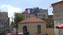 Fransa'nın Büyükelçilik ve İstanbul Başkonsolosluğu İkinci Bir Emre Kadar Kapatıldı