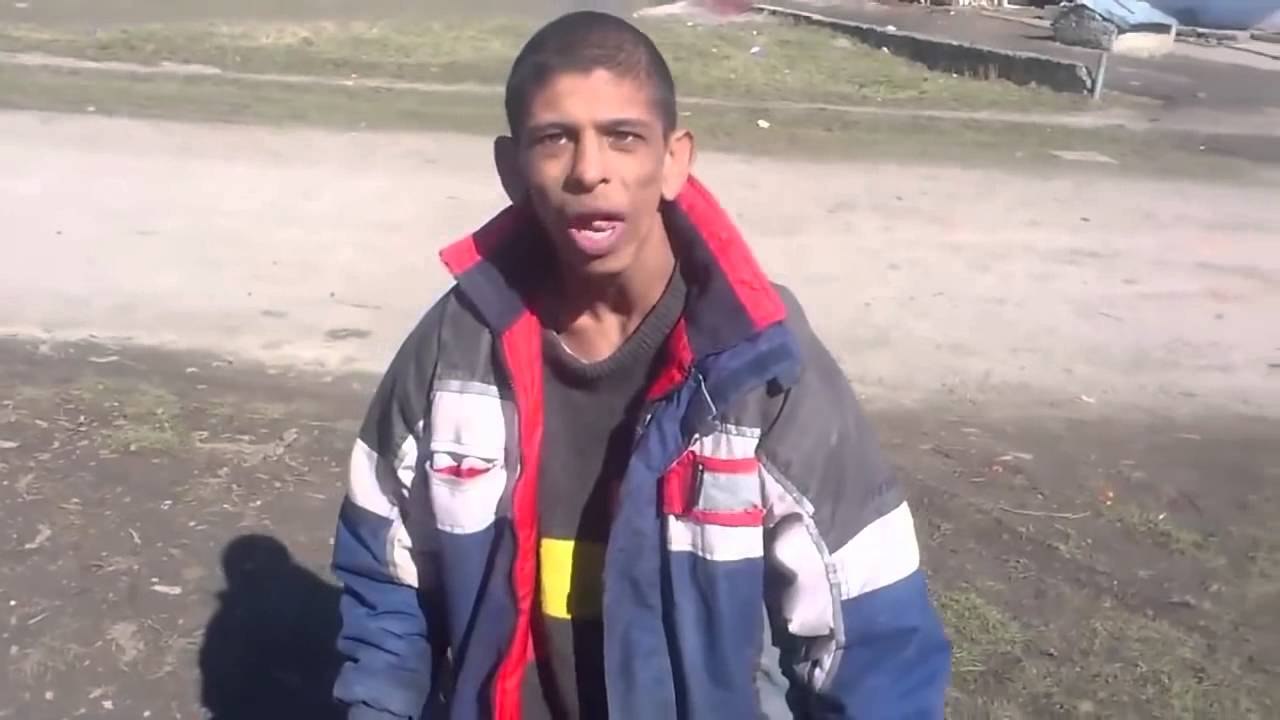 Un gars chante Wiggle de Jason Derulo, attention ça pique !