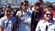 Francofolies de La Rochelle : les fans de Louane chantent en attendant le concert