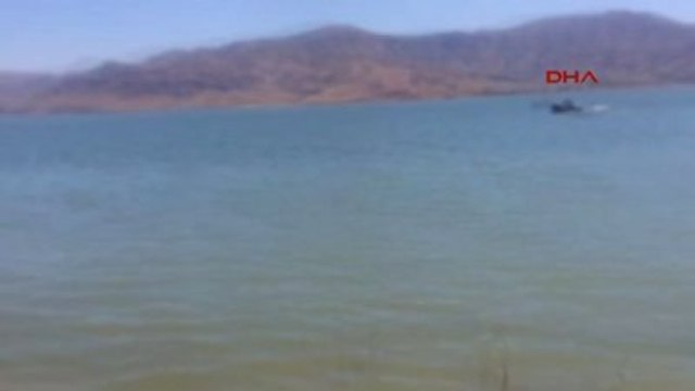 Elazığ Serinlemek İçin Keban Baraj Gölü'ne Giren 2 Kişi Kayboldu