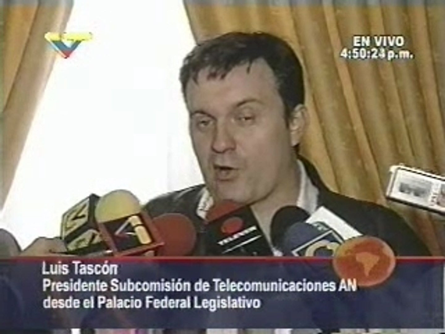 extorsión de periodista y medio de comunicación social