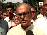Congress leader  Pradip Bhattacharya pays tribute to Sunil Gangopadhyay