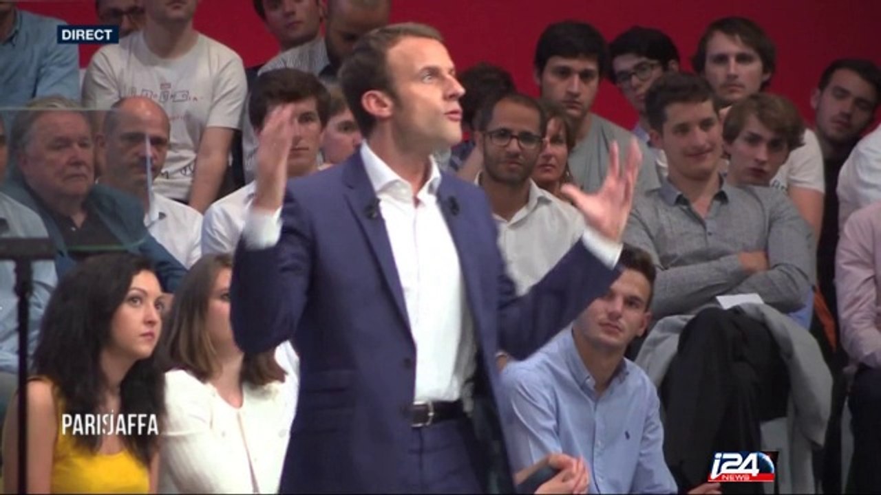 Meeting d'Emmanuel Macron: "en marche!" vers la présidentielle