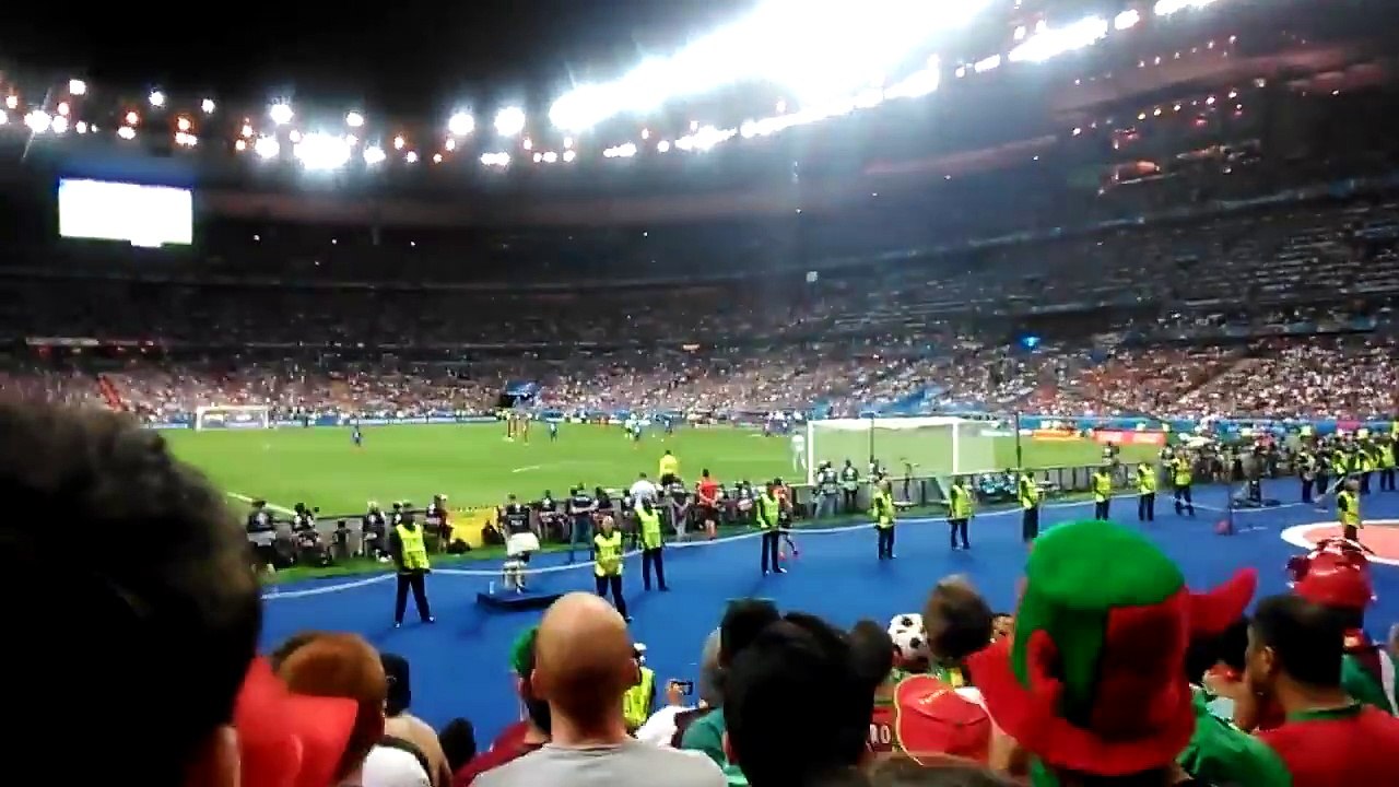 Golo de Portugal visto pelos adeptos final Euro 2016