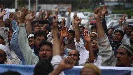 Activistas radicales protestan contra la India por el conflicto en Cachemira