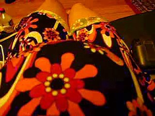 Baby kicking in Belly at 27 weeks pregnancy 妊娠２７週目