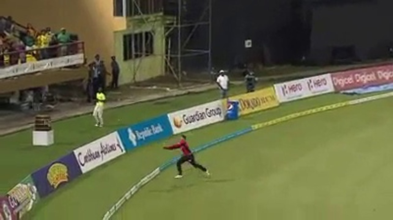 Hashim Amla Shocked On Umar Akmal Brilliant Catch