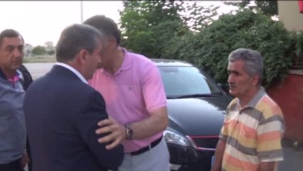 Destici, Şehit Yarbay Özer'in Ailesine Taziye Ziyaretinde Bulundu