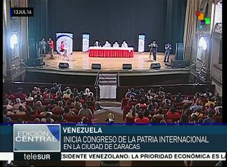 Intelectuales urgen a combatir campañas mediáticas contra Venezuela