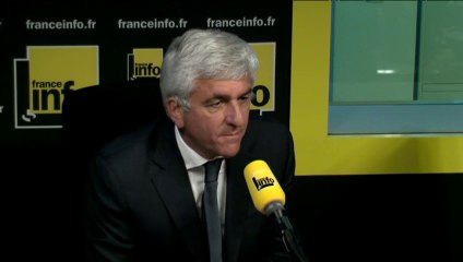 Morin : "S'il a un peu d'autorité", Hollande "doit dégager" Macron