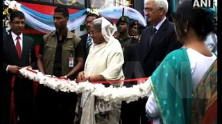 India gives 20 buses as line of credit to Bangladesh