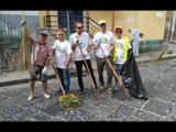 Villa di Briano (CE) - Il sindaco e i volontari ripuliscono le strade (13.07.16)
