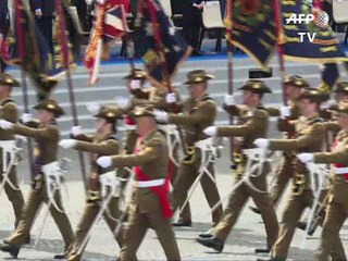 14 juillet: plus de 3.000 militaires défilent sur les Champs Elysées